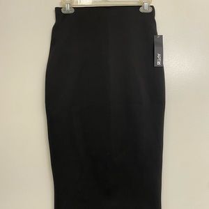 Black Midi Pencil Skirt